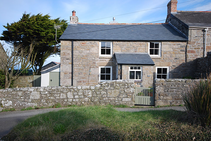 Snooping 310312: Snooping around in Pendeen, Cornwall