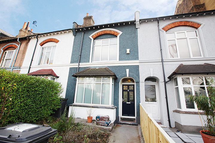 Snooping 100312: Snooping around in London, SE5