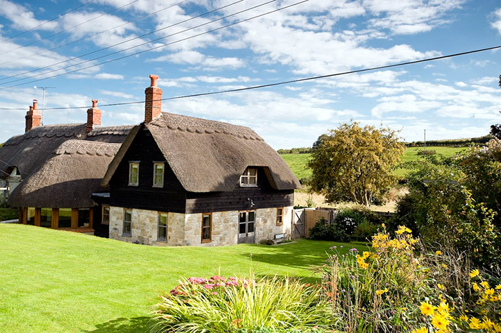 Snooping 210412: Snooping around in Tisbury, Wiltshire