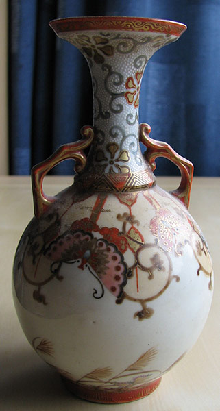 Antiques slideshow: A Japanese Kaga Kutani vase