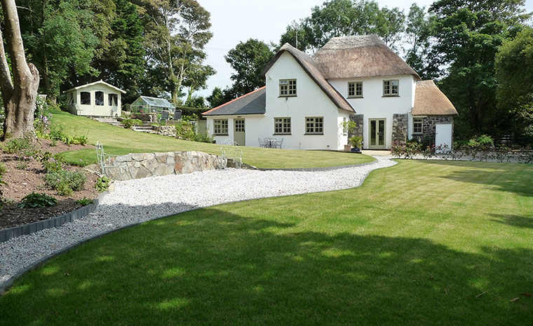 Snooping : Snooping around in Nambol, Cornwall