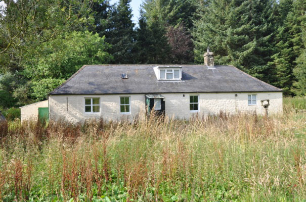 Snooping 290912: Snooping around in Newcastleton, Scottish Borders