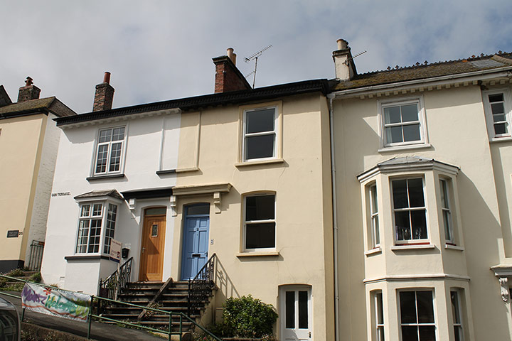 Snooping around 080912: Snooping around in Modbury, Devon