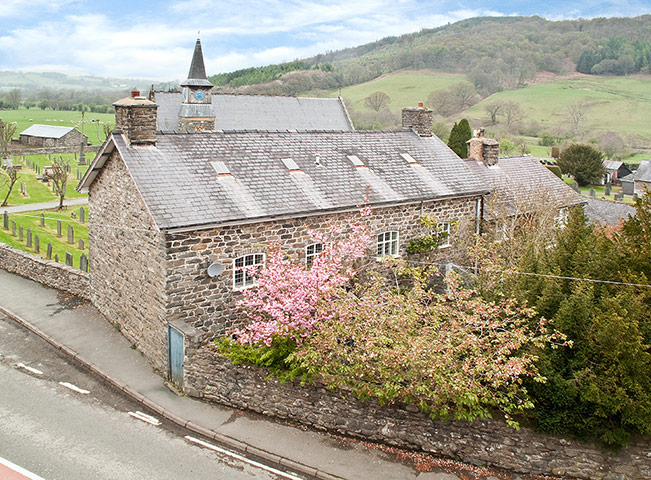 Snooping 050113: Snooping around in Carno, Powys