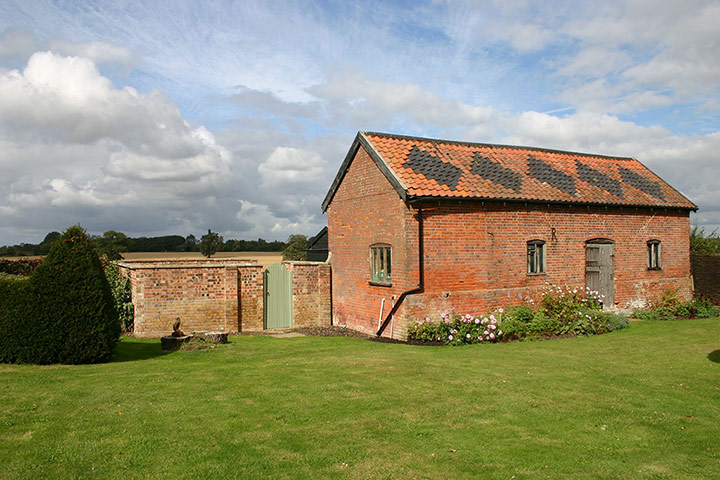 151113 Snoop: Snooping around in Ditchingham, Norfolk