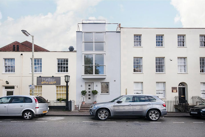 Snooping 131213: Snooping around in Cheltenham, Gloucestershire