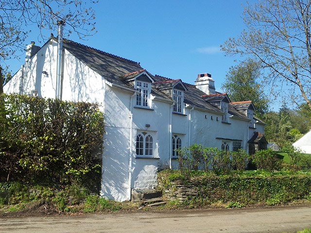 Snooping 281213: Snooping around in Illand, Launceston