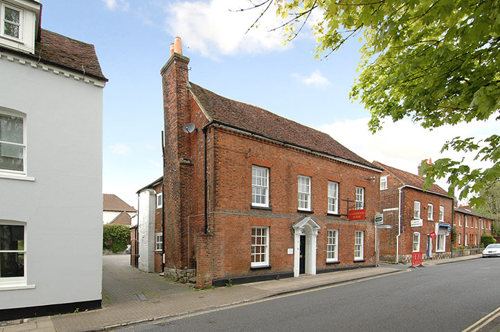 Snooping 160213: Snooping around in Winchester