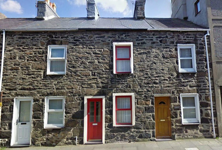 Snooping 230213: Snooping around in Pwllheli, Gwynedd