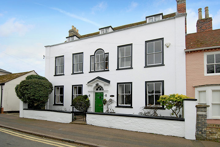 Snooping around 080213: Snooping around in Newmarket, Suffolk