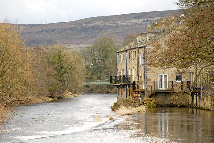 Snooping 030513: Snooping around in Addingham, West Yorkshire