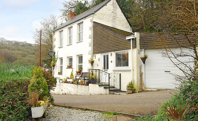 Snooping 120713: Snooping around in Polwheveral, Cornwall