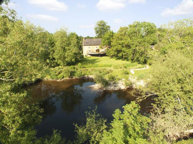 HomeAway 250114: Home and away: Llansanffraid, Powys