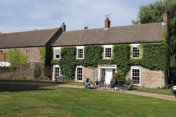 Home and away 040114: HA Lincolnshire