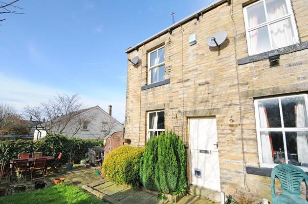 snooping1605: Bradley, Skipton, North Yorkshire