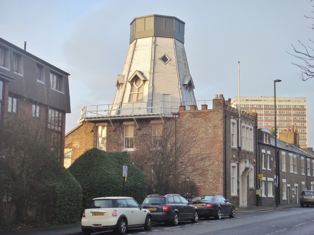 Snooping0905: Surreal estate: Newcastle upon Tyne