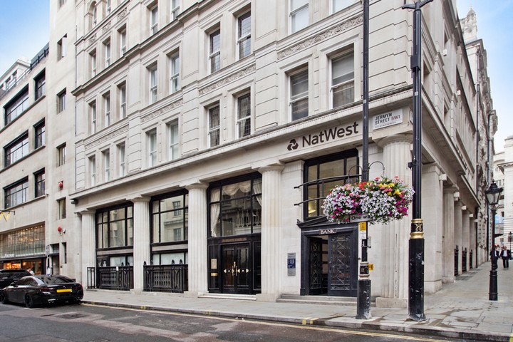 homeaway2108: Mayfair