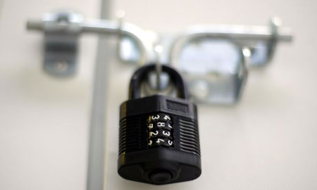 A combination padlock