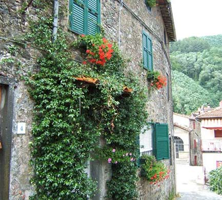Snooping around: Overseas home in Tuscany, Italy