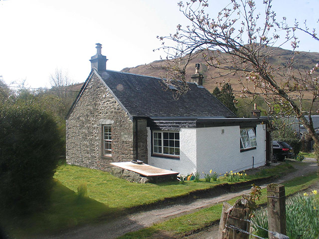 Snooping around 04092010: Snooping around in Tynloan, Argyll