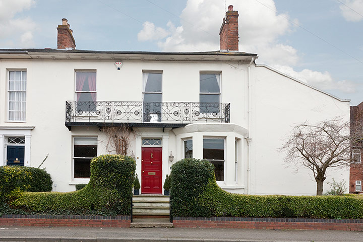 Snooping 050512: Snooping around in Warwick