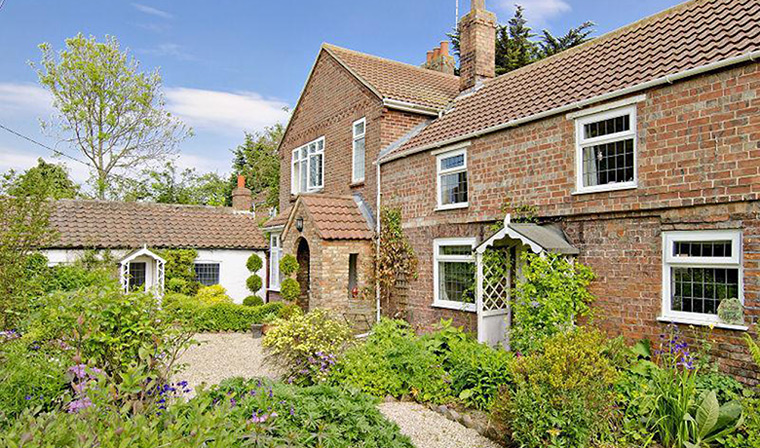 Old and New 200612: Historic home in Lincolnshire