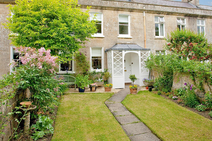 Snooping around Bath