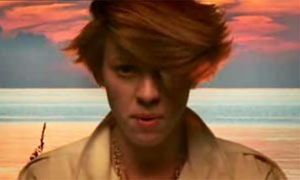 La Roux screenshot from Quicksand video
