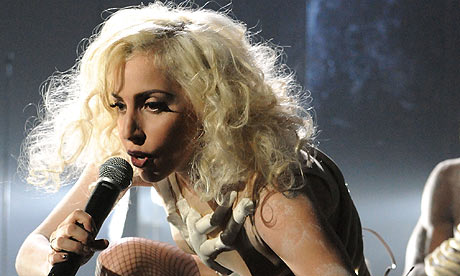 lady gaga poker face makeup. Poker face-off Lady Gaga