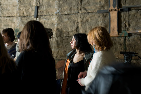 Chapman: PJ Harvey video by the Chapman Brothers