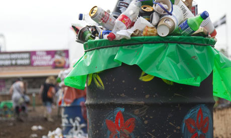 Rubbish bin overflowing at Glastonbury 2009