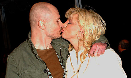 Billy-Corgan-and-Courtney-006.jpg