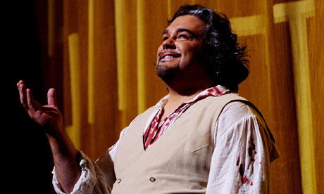 Tenor Salvatore Licitra in Tosca