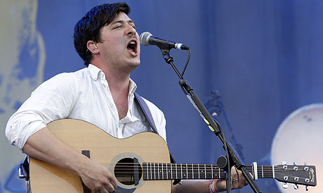  - Mumford-and-Sons-in-2012-007