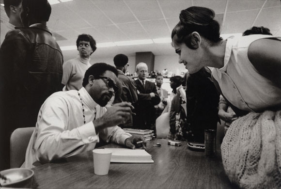 Howard Bingham photos: Eldridge Cleaver signing copies of his book, Soul on Ice