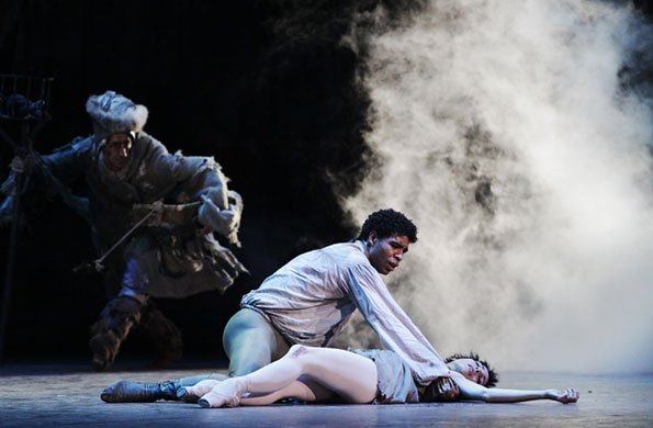 Carlos Acosta cuba: Roya Ballet of London performs in Cuba