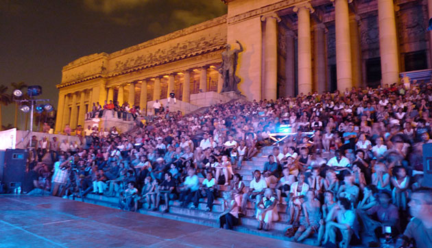 Carlos Acosta cuba: Roya Ballet of London performs in Cuba