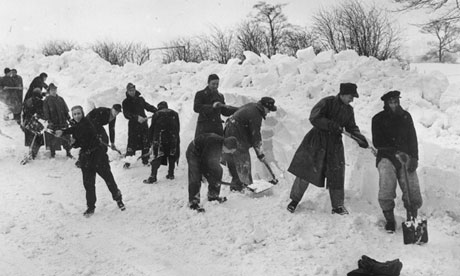 snow german war pows prisoners 1947 clearing britain coldest getty february gettyimages telegraph winters record winter after killing neitzel soldaten