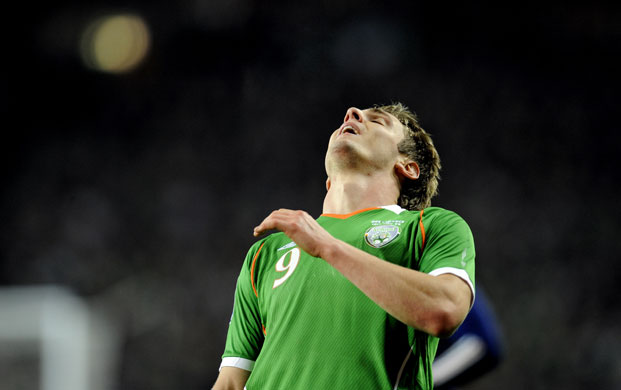 Ireland v France: Kevin Doyle misses a shot against France