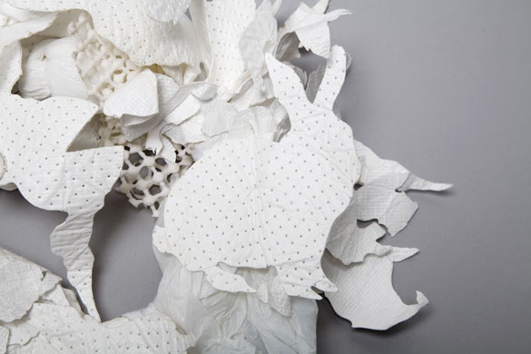 Make your own ruff: make your own Giles Deacon ruff