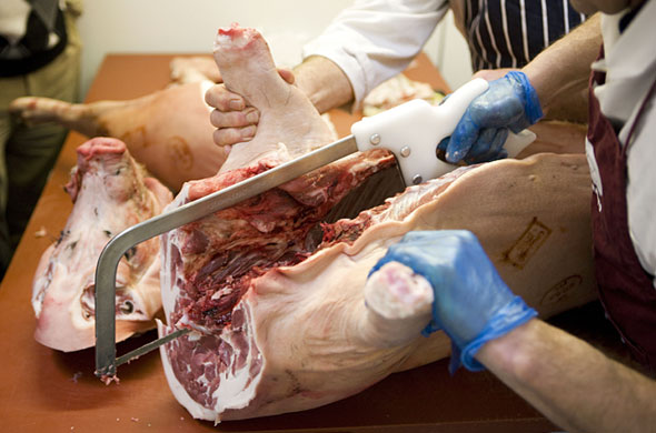 Butchering a pig: Alex Rentons pig 