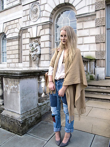 Face hunter: Face hunter portrait: Frances, 17, blogger