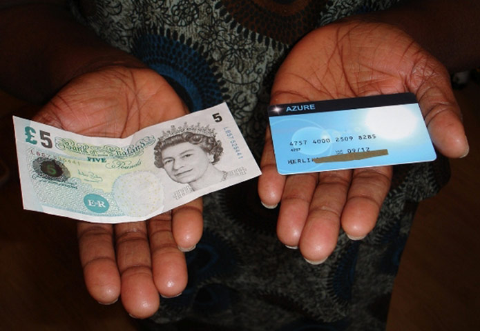 Asylum life: Money by Herlinde