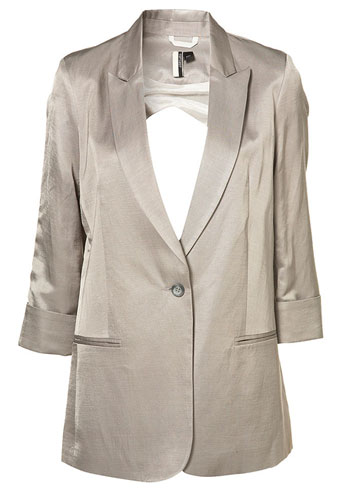 Trends: New slouch: one button blazer