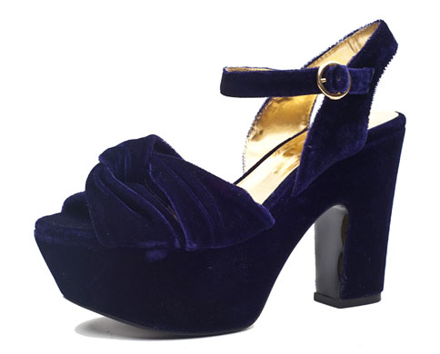 Key Trends Velvet: velvet sandal