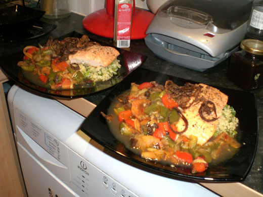 Kitchen clickalong salmon: MissWhiplash