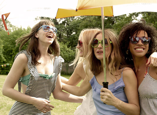 sports day fashion: Under our umbrella