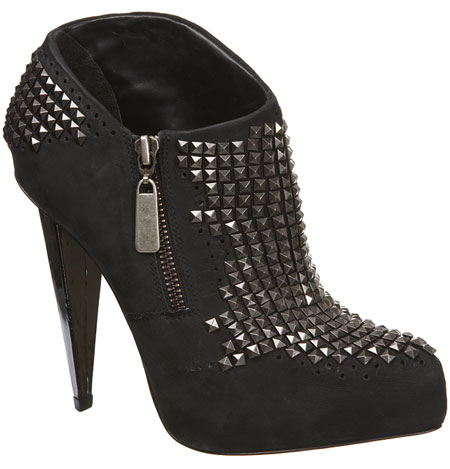 Hourglass shapes: Topshop studded ankle boot