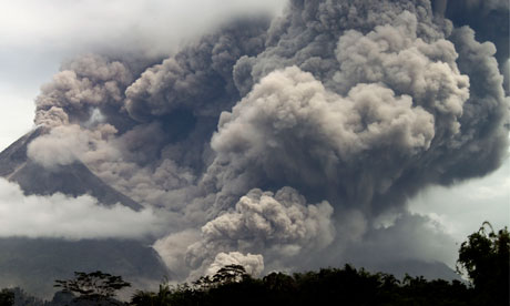 mount-merapi-volcano-erupts