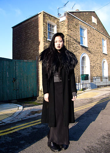 Face Hunter: Angela, 22